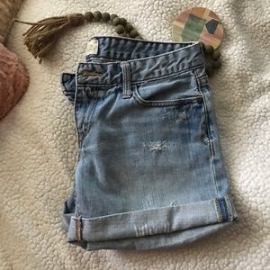 ✨Aeropostale light wash denim shorts